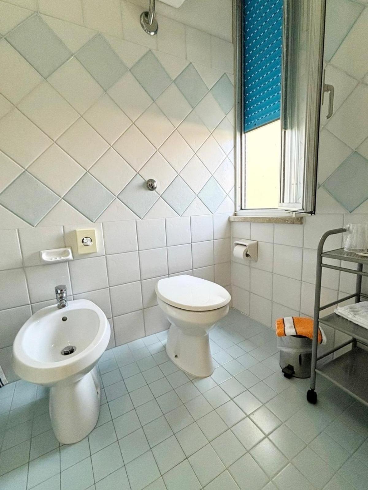 Hotel Dinarica Marotta Zewnętrze zdjęcie