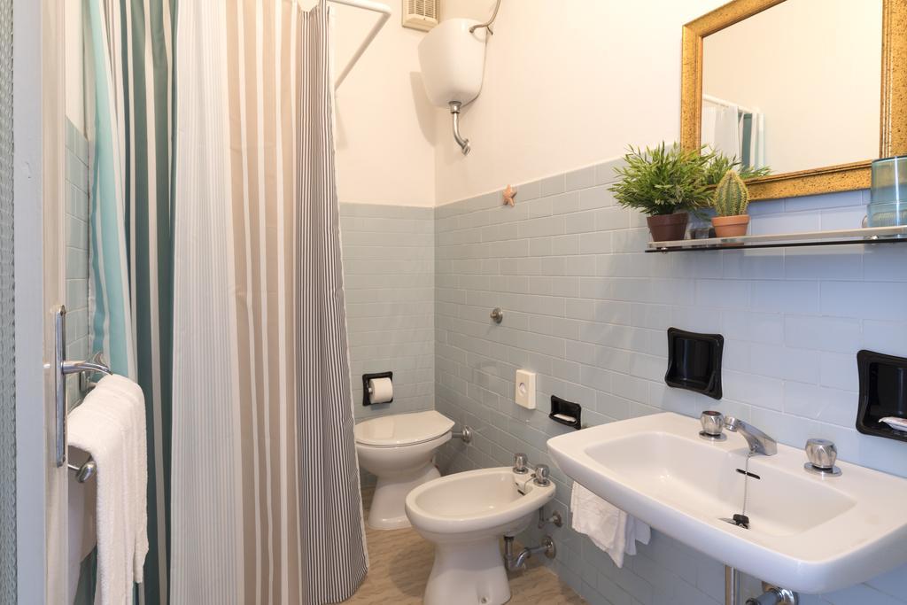Hotel Dinarica Marotta Zewnętrze zdjęcie